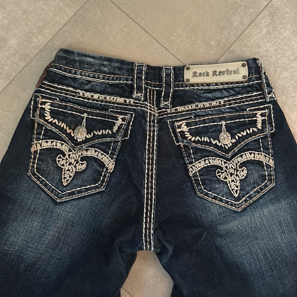 ROCK REVIVAL JEANS (LIKE NEW) - Picture 5 of 6